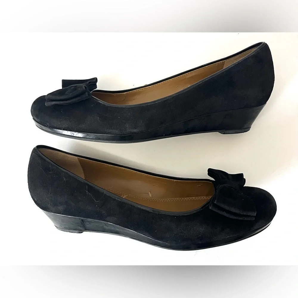 Tahari Black Suede Leather Flats Black Suede Bows Shoes Flats Low Heel Size 7